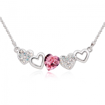 Pretty Swarovski Hearts Necklace JEWELRY