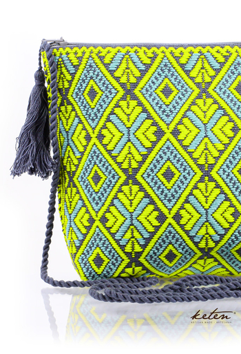 Hecho a Mano / Telar de Cintura Tipo Pouch Con Cierre BOLSAS & CARTERAS