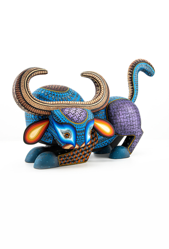Precioso, Magnifico Alebrije de Toro Mexicano ALEBRIJES
