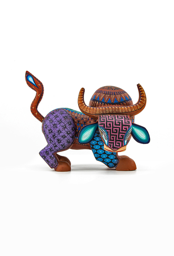 Fine Quality Handmade and Hand-Painted Mexican Bull Wood Alebrije ALEBRIJES - CARVED PIECES