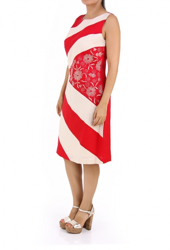 Beautiful Flower Embroidery Linen Dress DRESSES