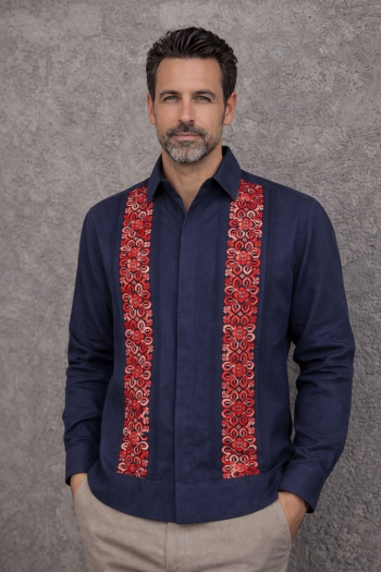 Guayabera Fina de Lino Azul con Bordados Rojos Vallarta GUAYABERAS 