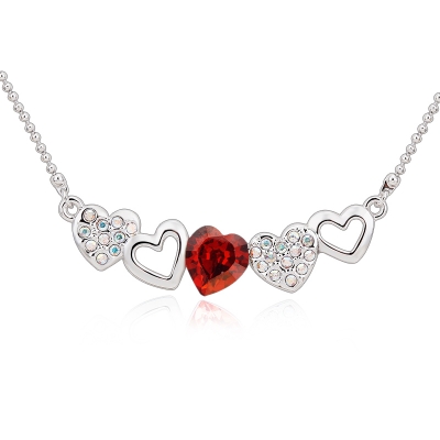 Pretty Swarovski Hearts Necklace JEWELRY