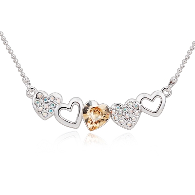 Pretty Swarovski Hearts Necklace JEWELRY