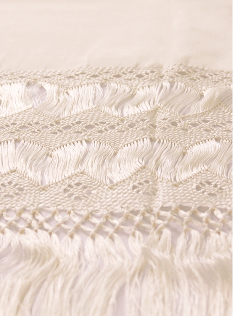 Rebozo con punta Santa Maria color Perla REBOZOS & CHALINAS