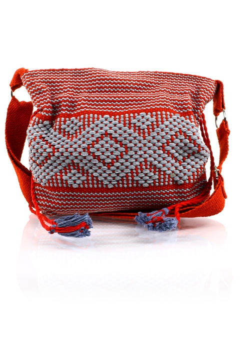 Hermoso Bolso Color Rojo de Telar BOLSAS & CARTERAS