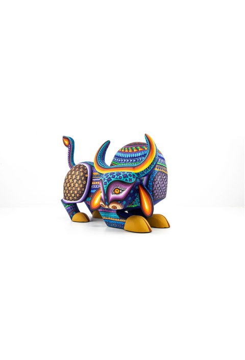 Grande Alebrije de Toro Mexicano Hecho a Mano Pintado ALEBRIJES