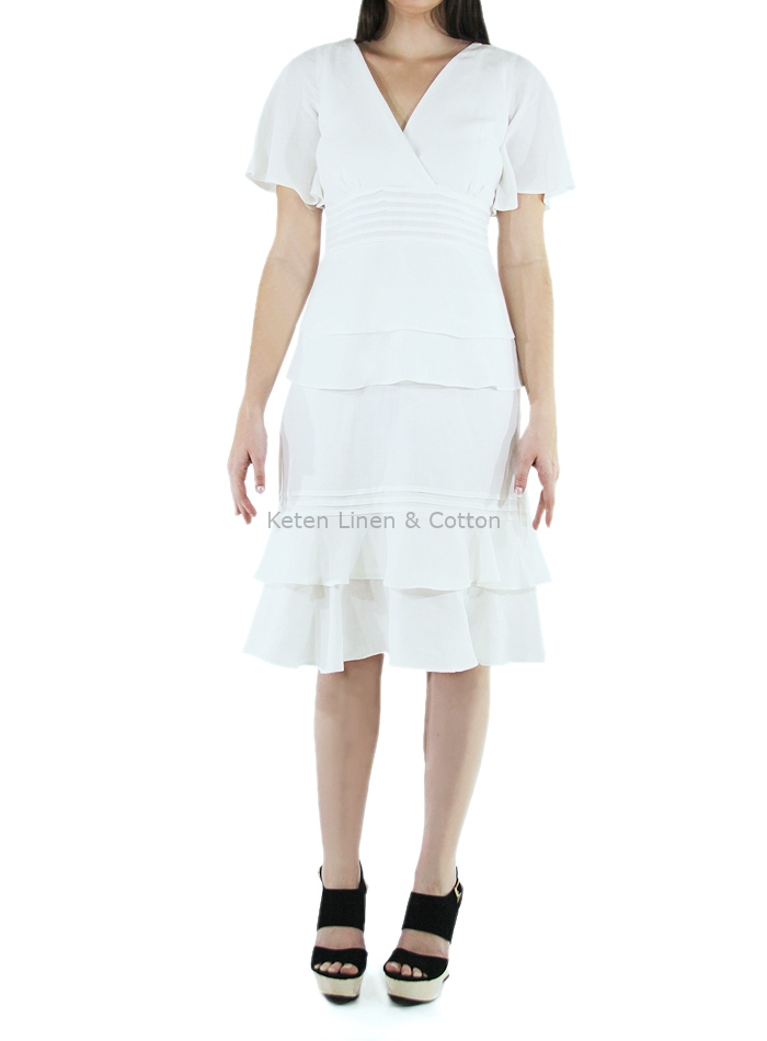 Vestido de Mujer En Blanco Con Olanes