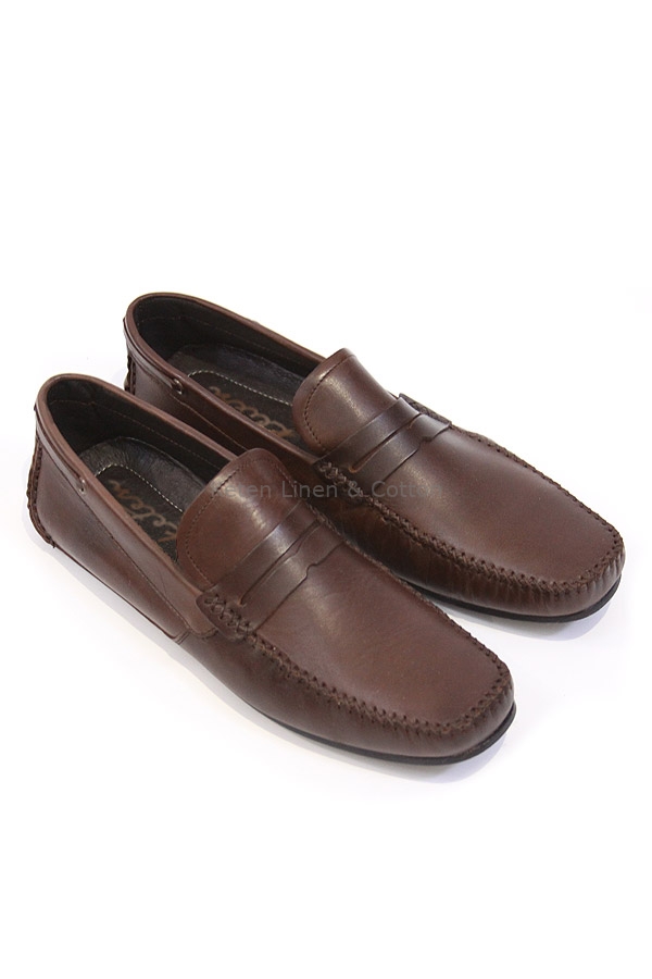 Zapatillas color cafe oscuro online