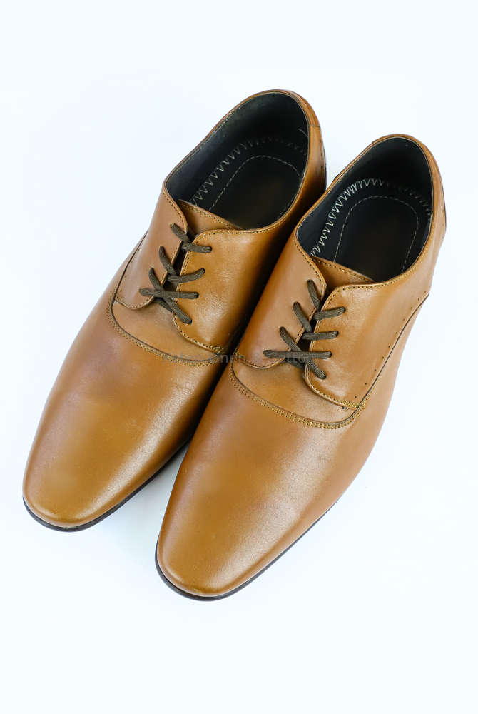 péndulo Colonial rosario Zapato de Piel Para Hombre Color Maple + Hilo Amarillo Y Cafe